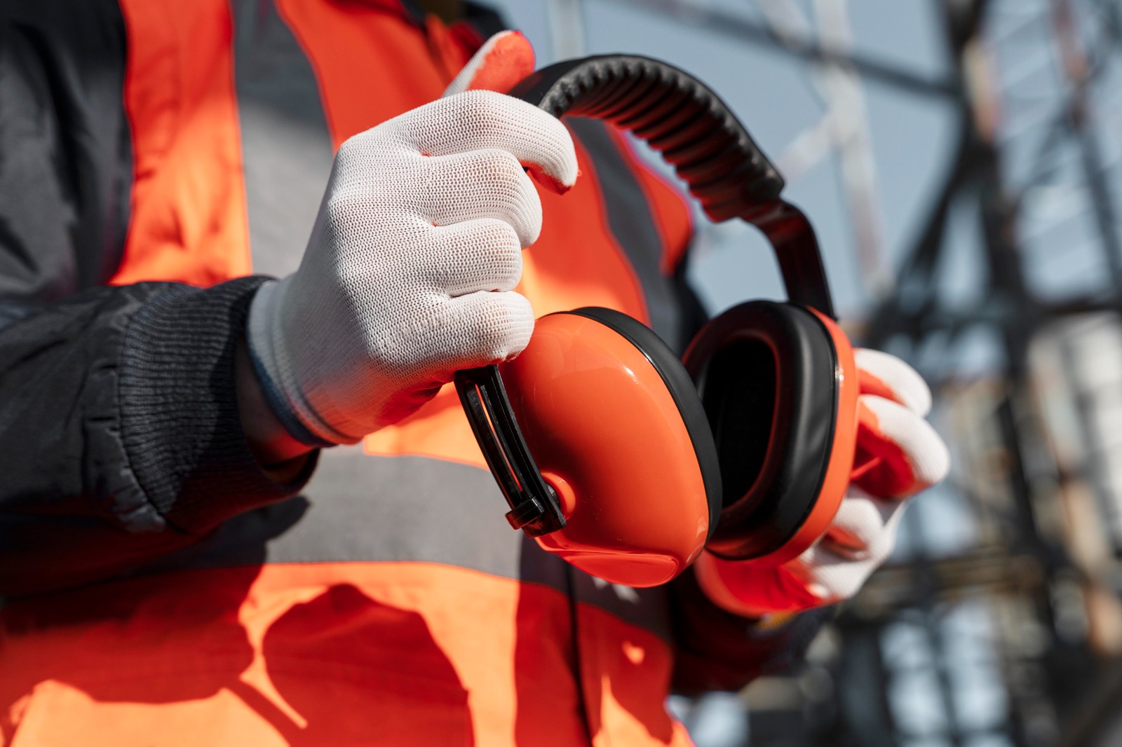 The Health Effects of Noise and Vibration and the Precautions to be Taken and the Arrangement of the Noise Map at Work